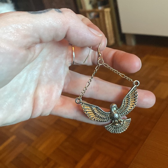 Very cool Eagle (?) Earrings - Picture 2 of 4